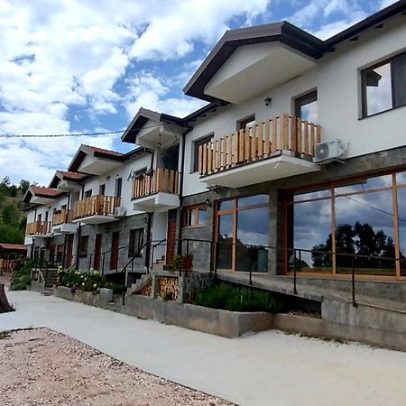 Lesnovo House Tomevski Ngoại thất bức ảnh