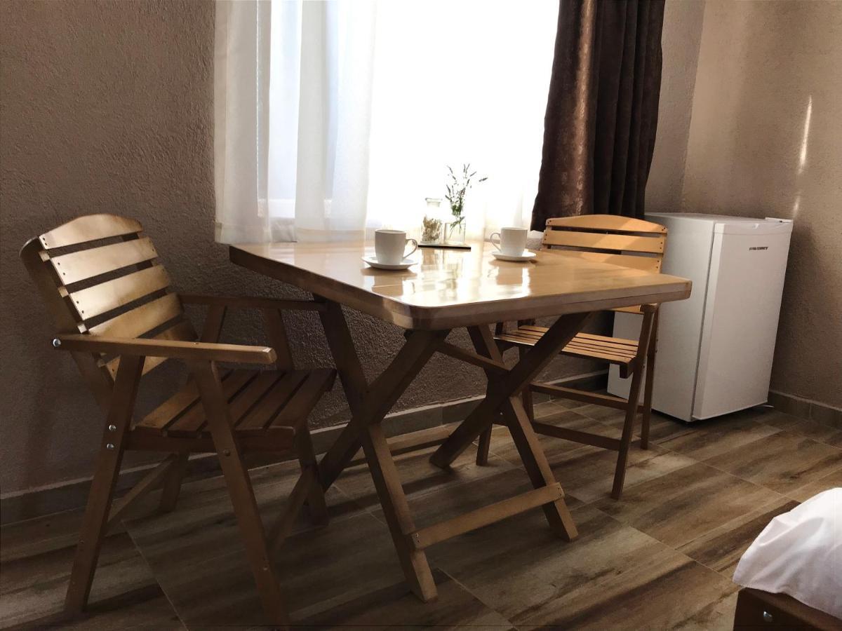 Lesnovo House Tomevski Ngoại thất bức ảnh